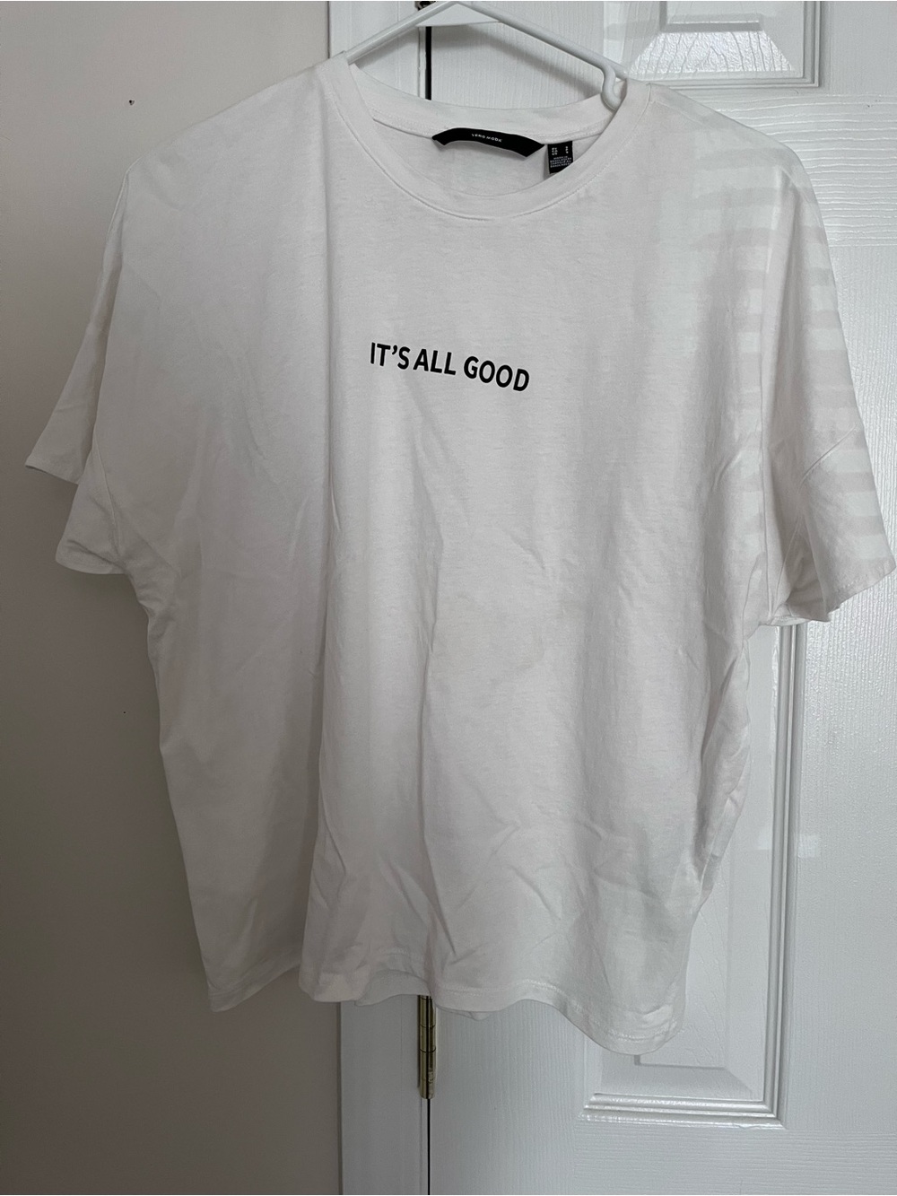 Vero Moda “It’s All Good" Oversize White Graphic Tee